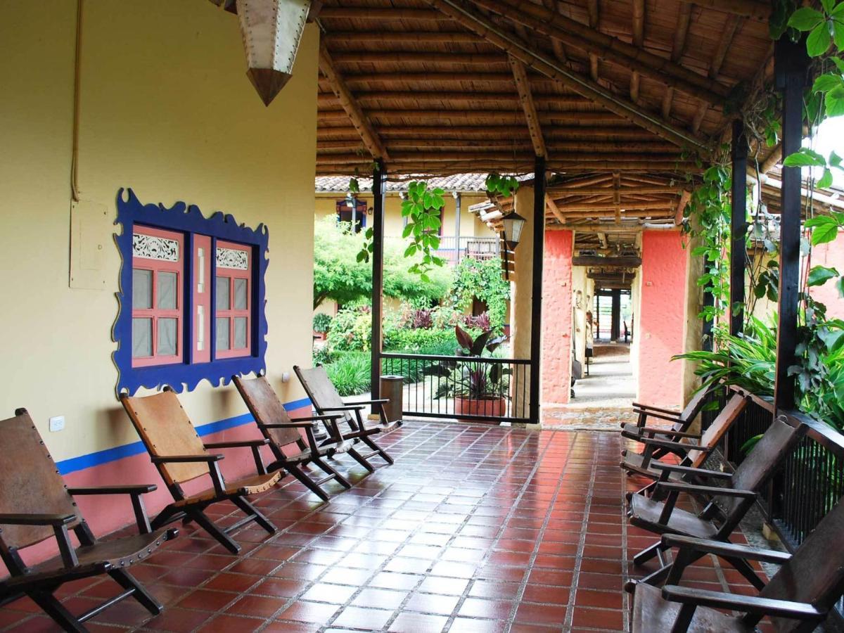 Decameron Panaca กิมบายา ภายนอก รูปภาพ