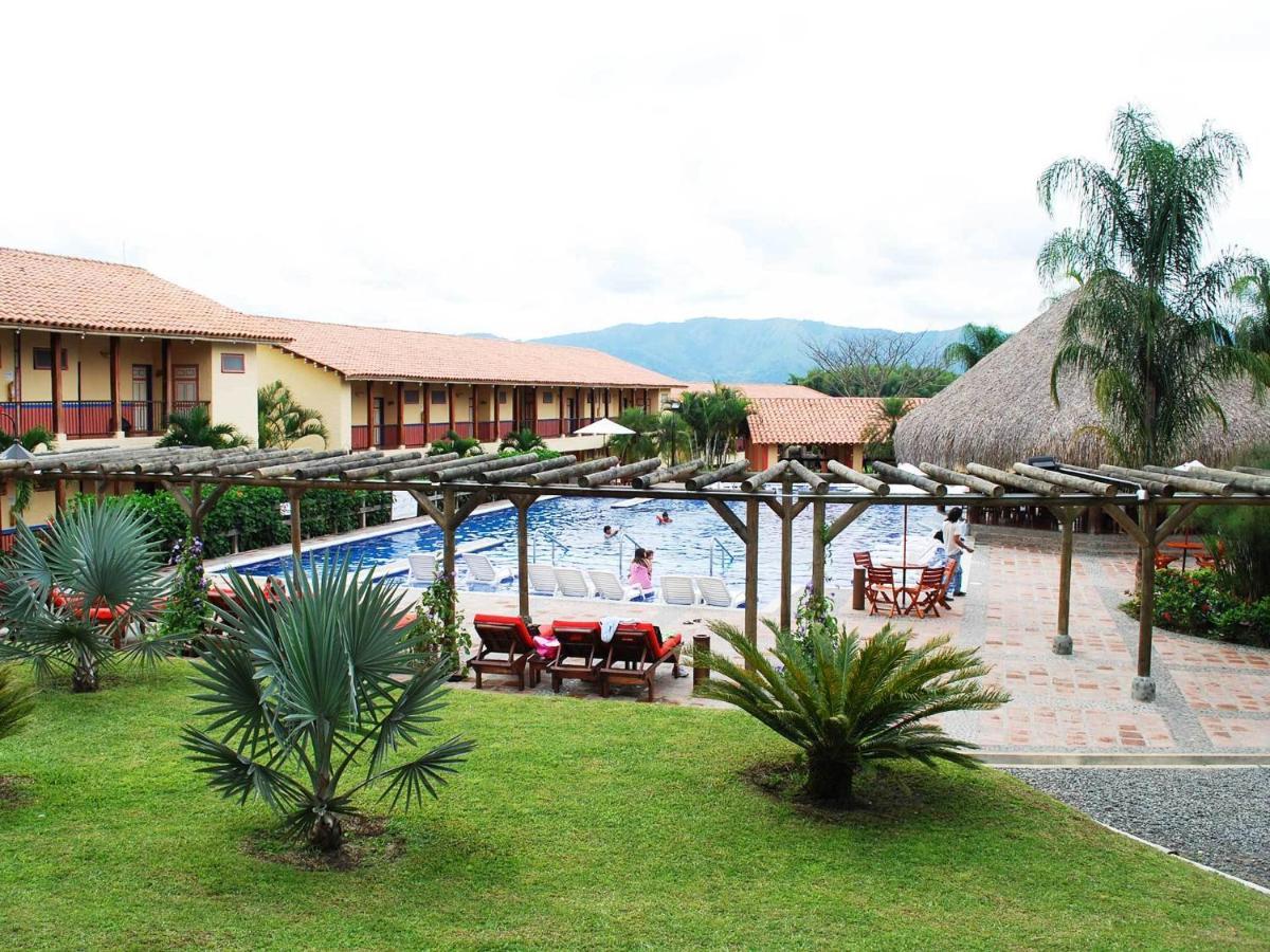 Decameron Panaca กิมบายา ภายนอก รูปภาพ